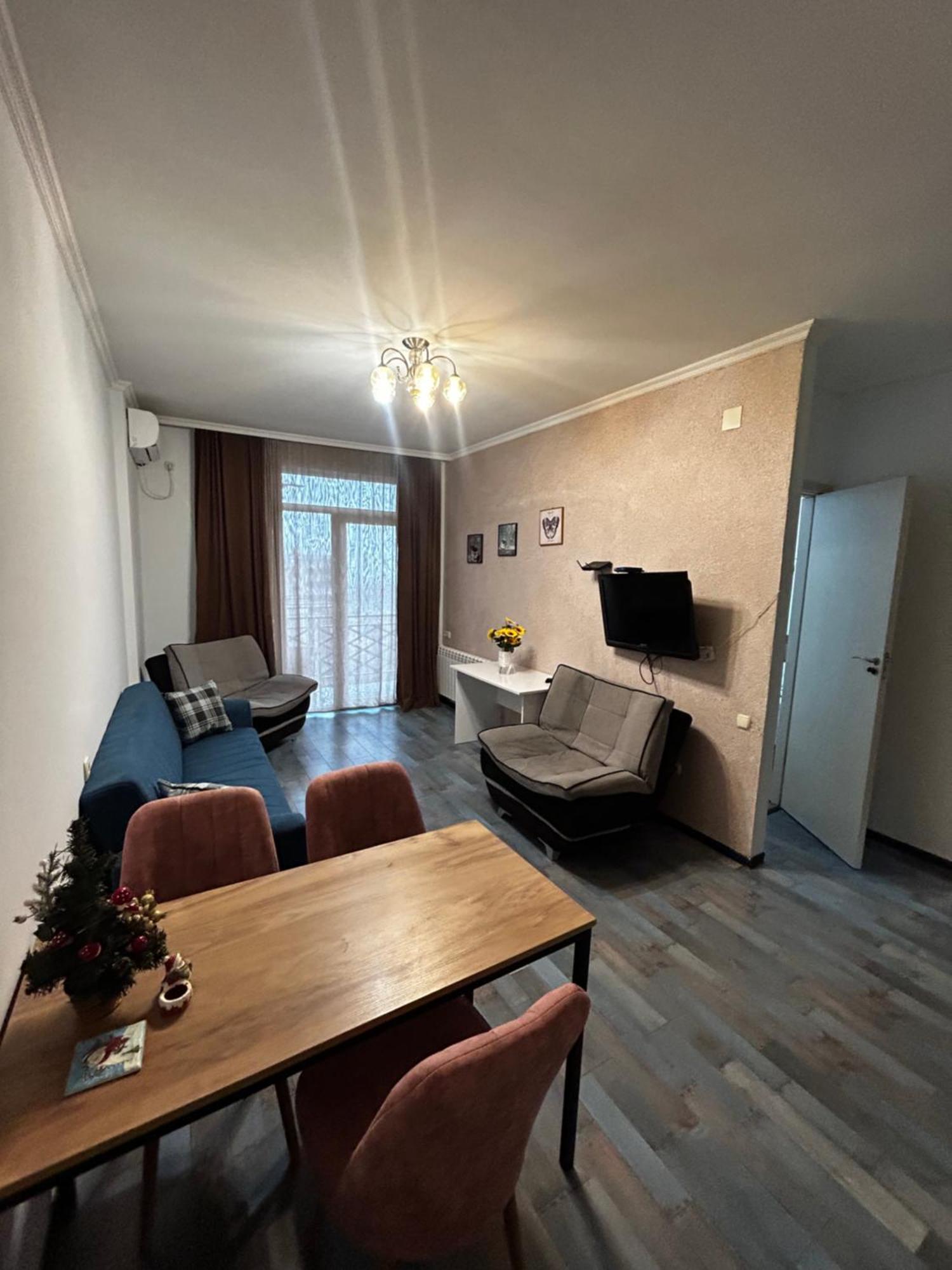 Ferienwohnung Мой Дом Batumi Exterior foto